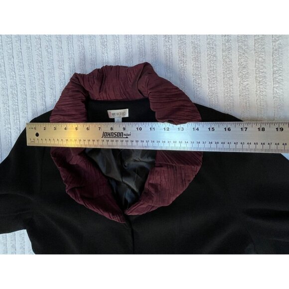 Anne Giorgio Women's Black with Ruffle Collar Crop Blazer Jacket Size Small - Picture 5 of 7